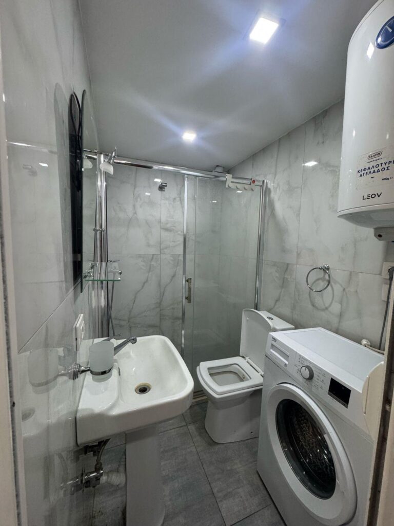 ad90b49d-6f66-4eea-bbd2-2e64bf4b652c (1)